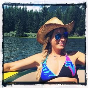 Meet your Posher, Daniela